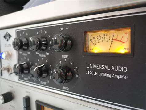  Universal Audio 1176. 