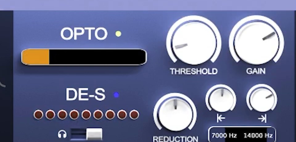 Zoom sur le compresseur optique et le dé-esseur du Vocal Band : Threshold, Gain, Reduction et la zone de 7 000 à 14 000 Hz